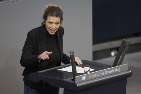 83. Sitzung des Deutschen Bundestages in Berlin