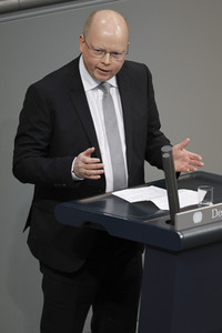 83. Sitzung des Deutschen Bundestages in Berlin