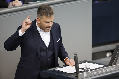 83. Sitzung des Deutschen Bundestages in Berlin