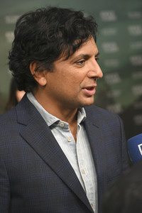 Filmpremiere 'Knock at the Cabin' in München