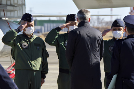 Jens Stoltenberg besucht die Iruma Air Base in Sayama