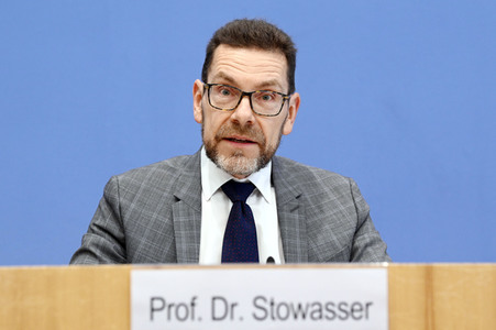 Bundespressekonferenz Vorstellung der Forderungen der Metall- und Elektro-Industrie in Berlin