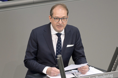 84. Sitzung des Deutschen Bundestages in Berlin