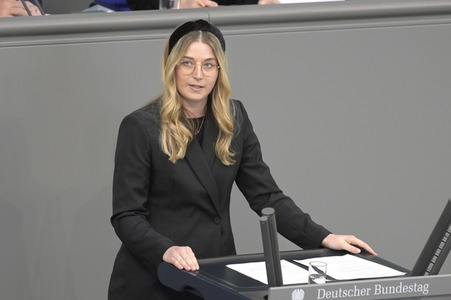 84. Sitzung des Deutschen Bundestages in Berlin