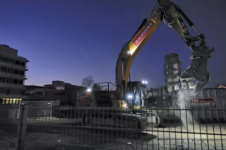 Abriss vom alten Exxon Bürogebäude in Hannover
