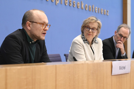 Bundespressekonferenz 100 Tage ExpertInnen-Kommission Gas- und Wärme in Berlin
