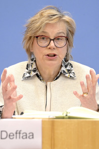 Bundespressekonferenz 100 Tage ExpertInnen-Kommission Gas- und Wärme in Berlin
