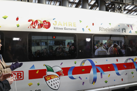 Taufe des ersten ICE 3neo in Köln