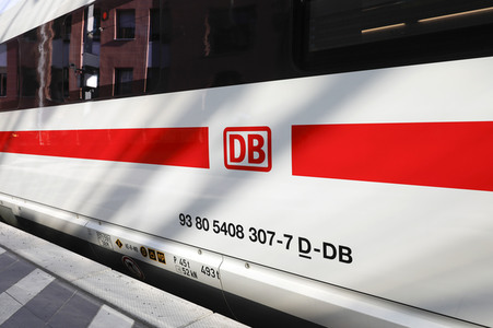 Taufe des ersten ICE 3neo in Köln