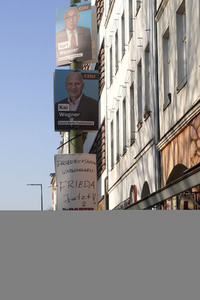Wahlplakate zur Wiederholungswahl in Berlin