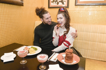 Fototermin mit Klaudia Giez und Adriano Salvaggio im Hard Rock Cafe Berlin