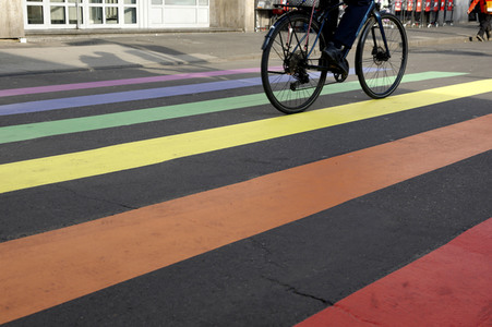 Regenbogen-Zebrastreifen für Bonn