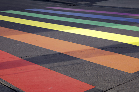 Regenbogen-Zebrastreifen für Bonn