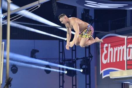 TV-Show 'RTL Turmspringen' in Berlin