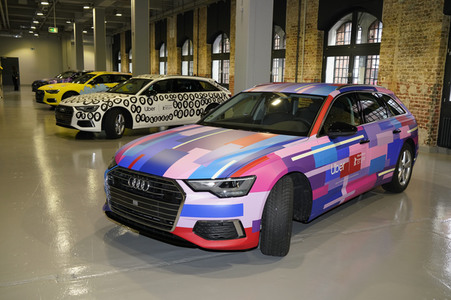 Kunstaktion von Uber zur Berlinale 2023 in Berlin