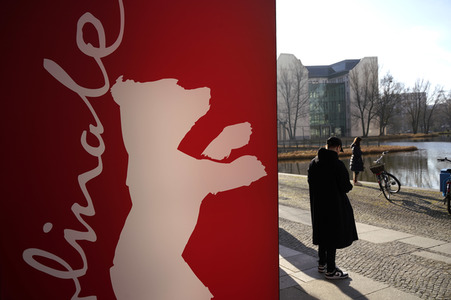 Aufbauarbeiten zur Berlinale 2023 in Berlin