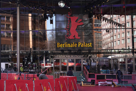 Aufbauarbeiten zur Berlinale 2023 in Berlin