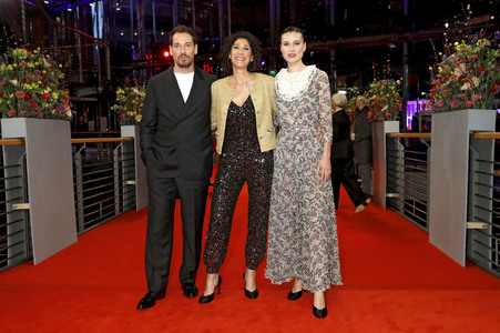 Filmpremiere 'Irgendwann werden wir uns alles erzählen', Berlinale 2023