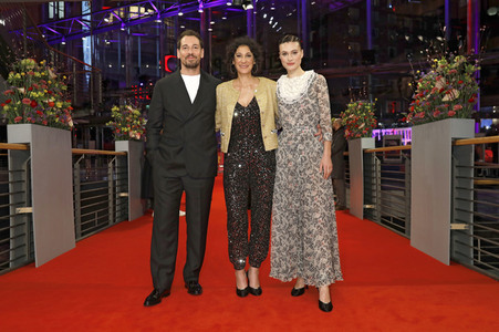 Filmpremiere 'Irgendwann werden wir uns alles erzählen', Berlinale 2023