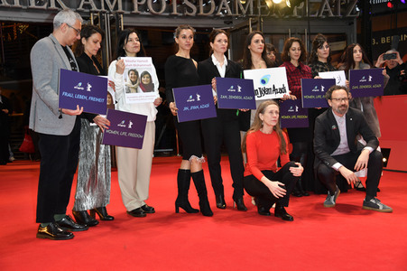 Demonstration der Solidarität mit den Menschen im Iran, Berlinale 2023