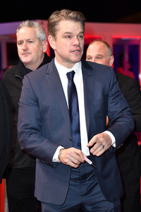 Adam Clayton und Bono von U2 auf der Berlinale 2023