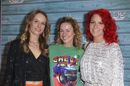 Opening HOB'S Hut of Burger in Hamburg