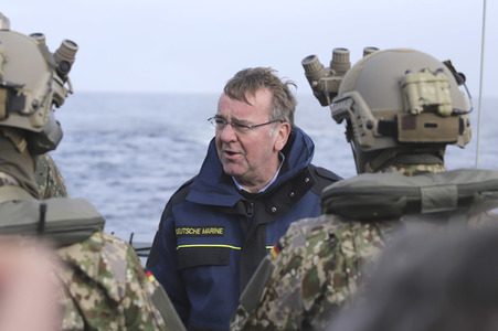 Antrittsbesuch von Boris Pistorius auf dem Marinestützpunkt Eckernförde
