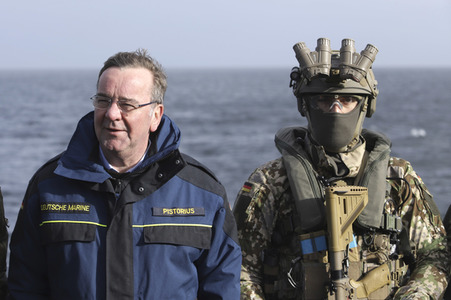 Antrittsbesuch von Boris Pistorius auf dem Marinestützpunkt Eckernförde