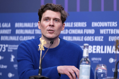 Pressekonferenz 'Bis ans Ende der Nacht' Berlinale 2023
