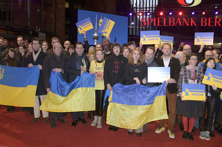 Demonstration der Solidarität mit der Ukraine, Berlinale 2023