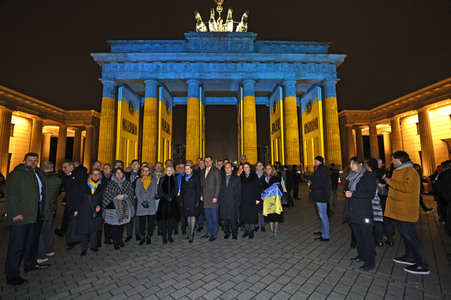 Demonstration und Kundgebung zum Jahrestag des russischen Überfalls in Berlin