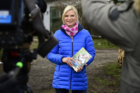 Uta Bresan bei Dreharbeiten in Horka