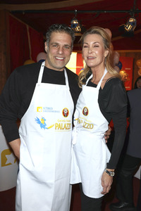 Charity Night in Cornelia Polettos Palazzo in Hamburg