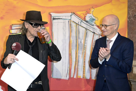 Ausstellungseröffnung in Anwesenheit von Udo Lindenberg im Bundesrat in Berlin