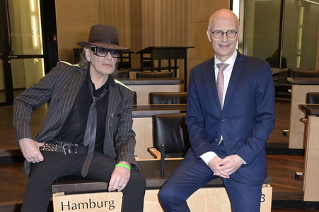 Ausstellungseröffnung in Anwesenheit von Udo Lindenberg im Bundesrat in Berlin
