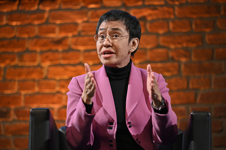 Maria Ressa und Bibiana Beglau auf der lit.Cologne 2023 in Köln