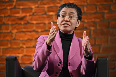 Maria Ressa und Bibiana Beglau auf der lit.Cologne 2023 in Köln