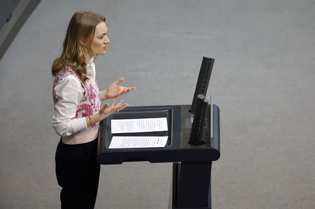 89. Sitzung des Deutschen Bundestages in Berlin