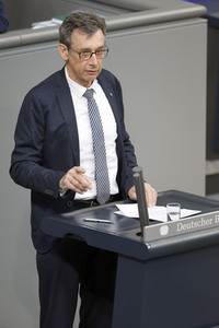 89. Sitzung des Deutschen Bundestages in Berlin