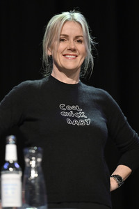 Jojo Moyes und Therese Hämer auf der lit.Cologne 2023 in Köln