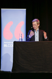 Annette Frier und Michael Kessler auf der lit.Cologne 2023 in Köln