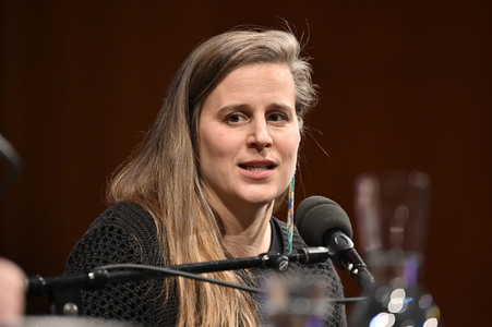 Lauren Groff und Nina Kunzendorf auf der lit.Cologne 2023 in Köln