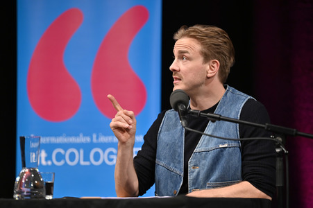 Albrecht Schuch und Marion Brasch auf der lit.Cologne 2023 in Köln