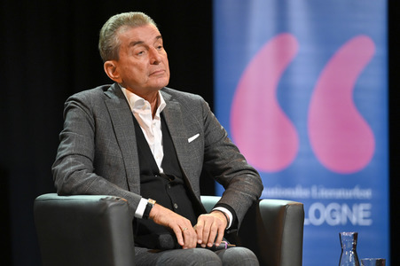 Svenja Flaßpöhler, Michel Friedman und Richard David Precht auf der lit.Cologne 2023 in Köln