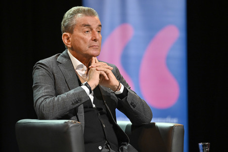 Svenja Flaßpöhler, Michel Friedman und Richard David Precht auf der lit.Cologne 2023 in Köln