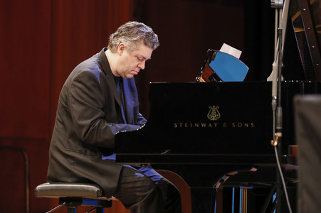 Elke Heidenreich, Dirk von Petersdorff und Marc-Aurel Floros auf der lit.Cologne 2023 in Köln