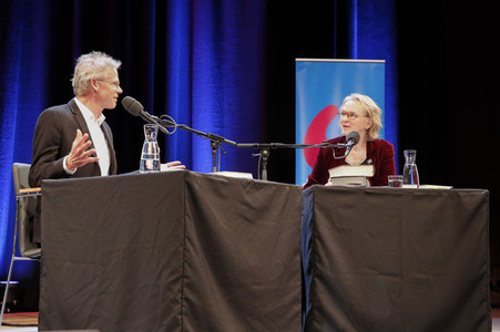 Elke Heidenreich, Dirk von Petersdorff und Marc-Aurel Floros auf der lit.Cologne 2023 in Köln