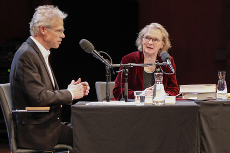 Elke Heidenreich, Dirk von Petersdorff und Marc-Aurel Floros auf der lit.Cologne 2023 in Köln