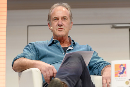 Ian McEwan, Bernhard Robben und Ulrich Noethen auf der lit.Cologne 2023 in Köln