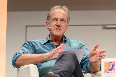 Ian McEwan, Bernhard Robben und Ulrich Noethen auf der lit.Cologne 2023 in Köln